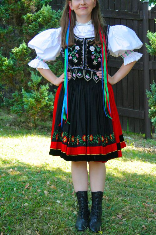 Ženský kroj